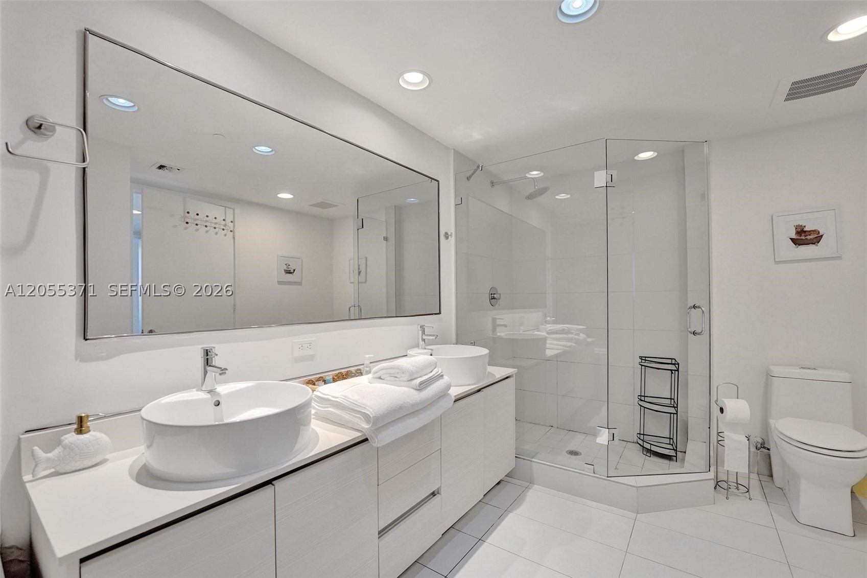 image Beachwalk Condominium57