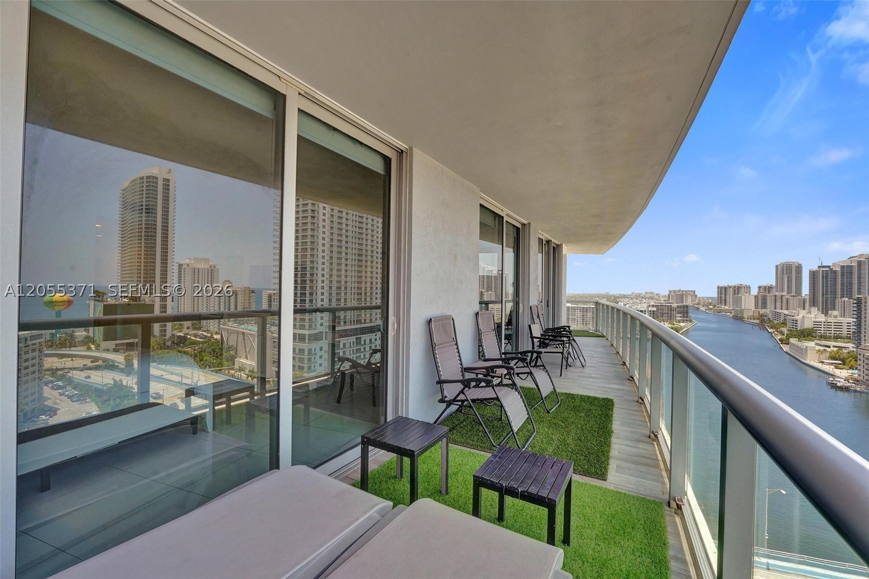 image Beachwalk Condominium76