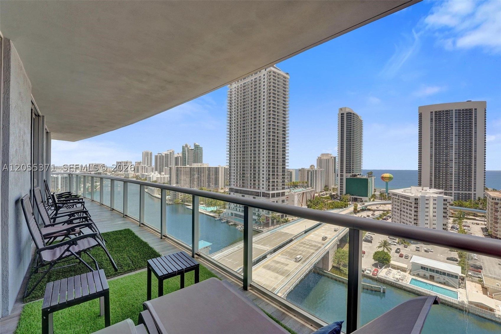 image Beachwalk Condominium77