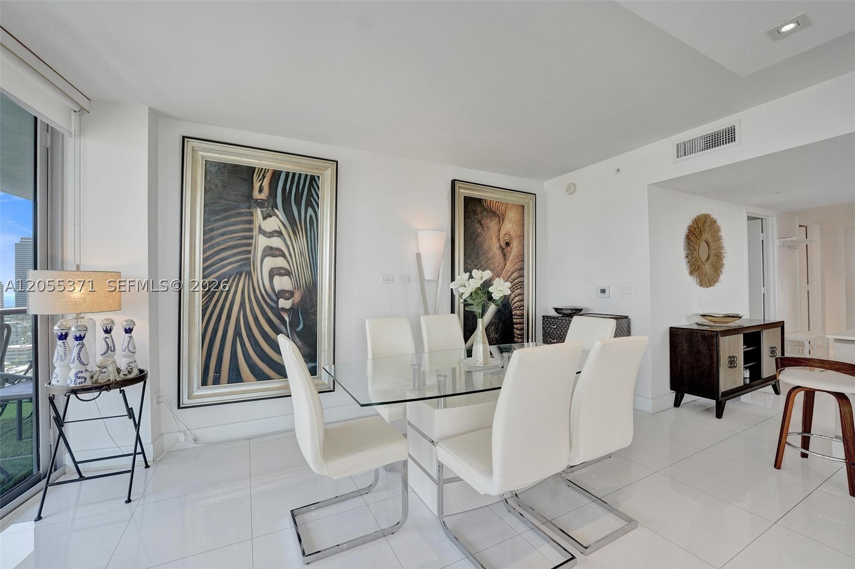 image Beachwalk Condominium7