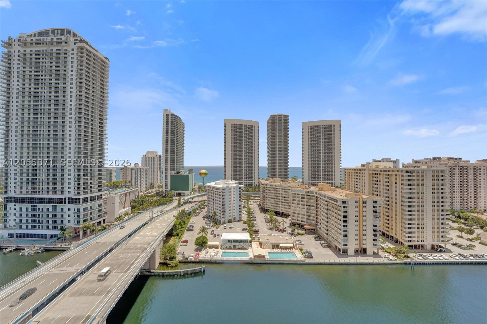 image Beachwalk Condominium79