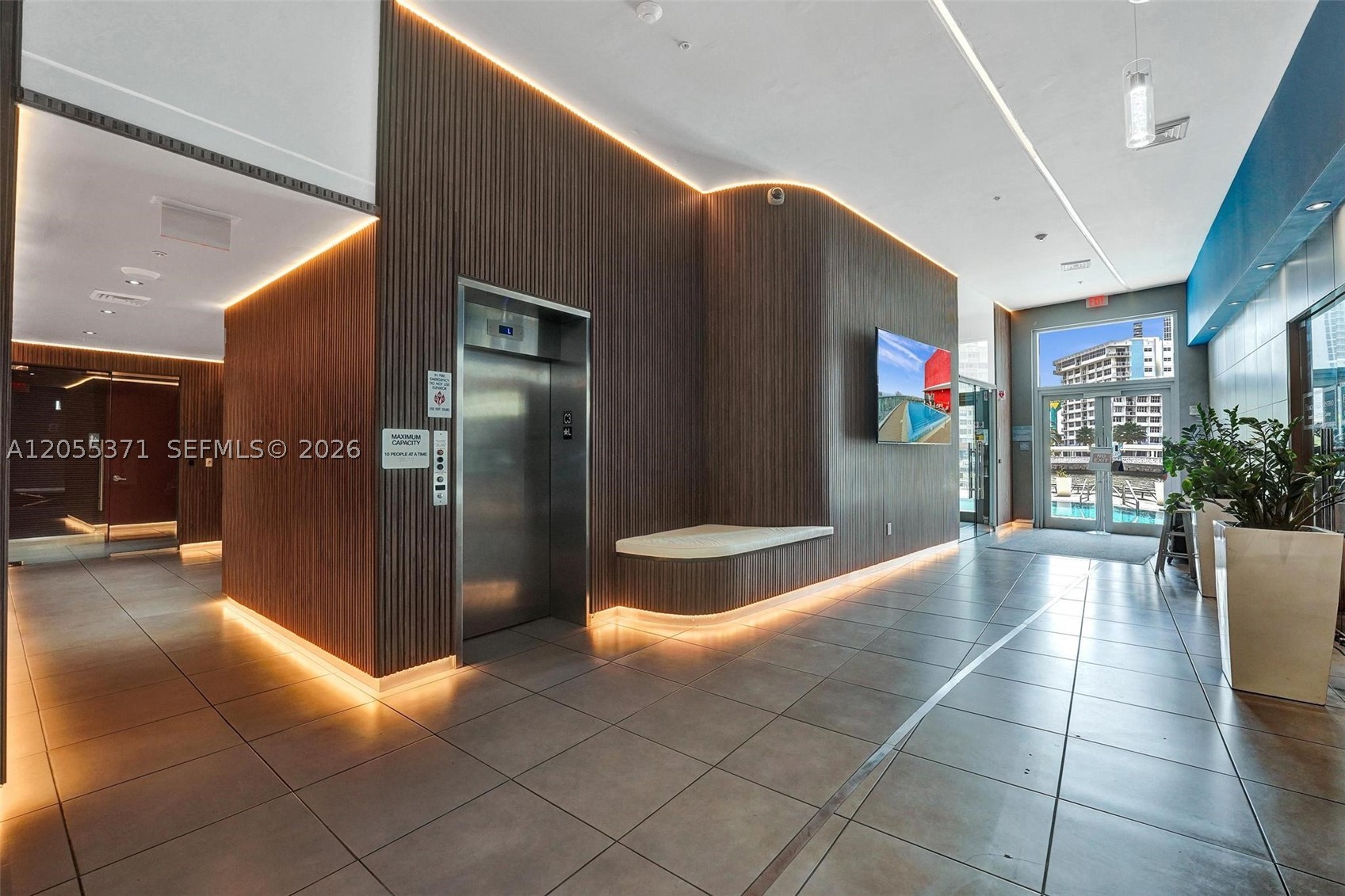 image Beachwalk Condominium97