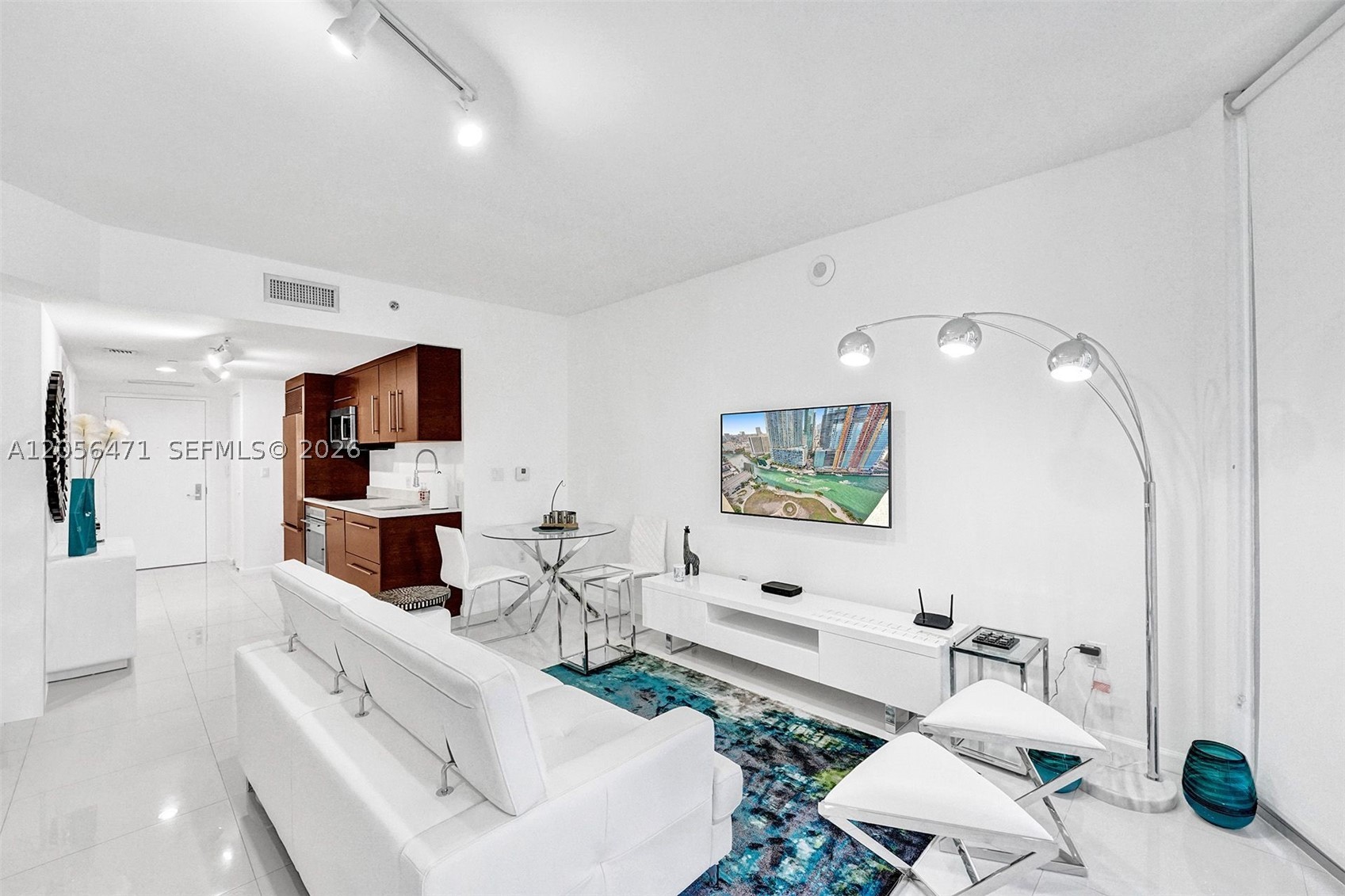 475 Brickell Ave #2708