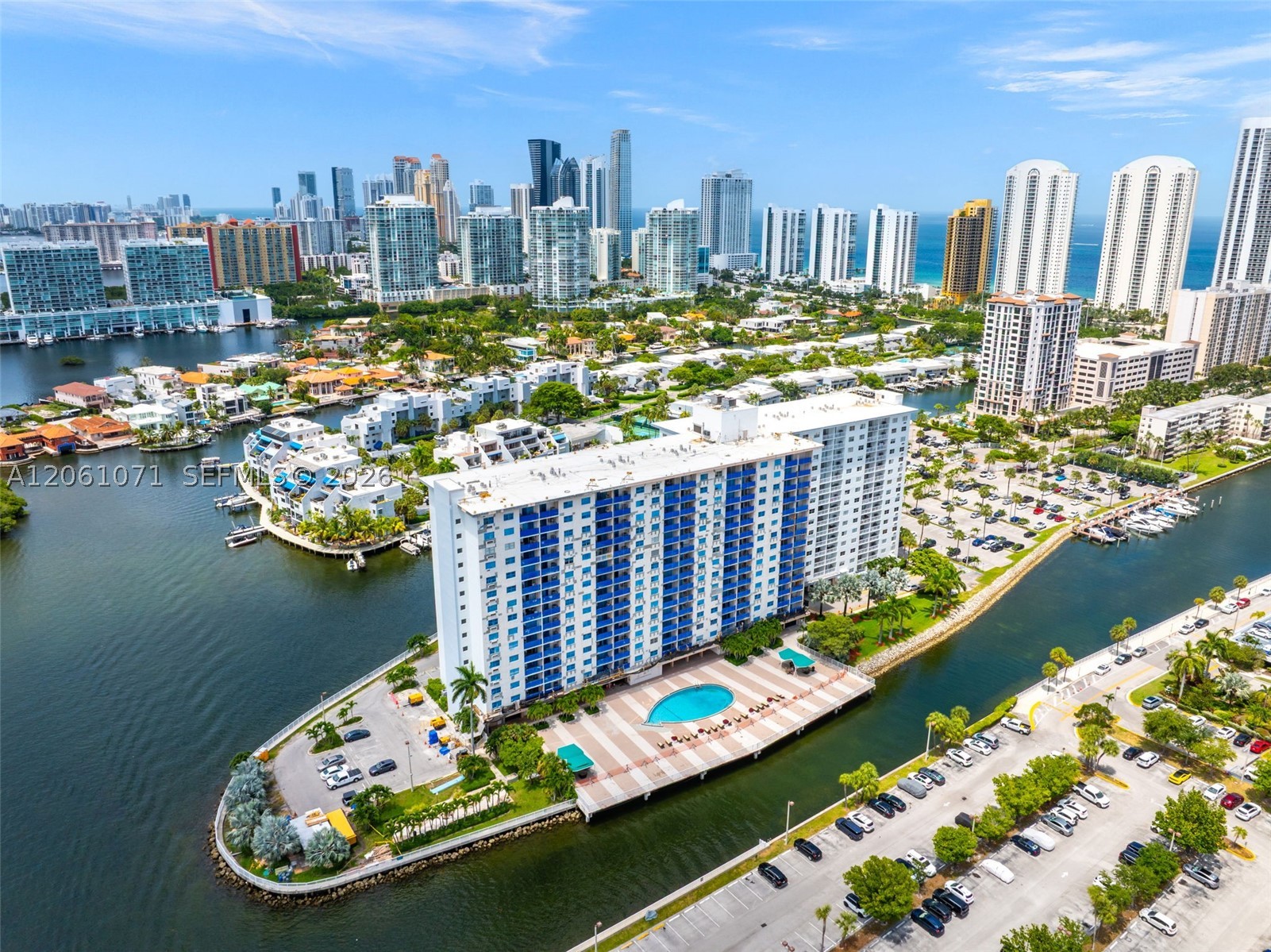 400 Kings Pt Dr #1628
