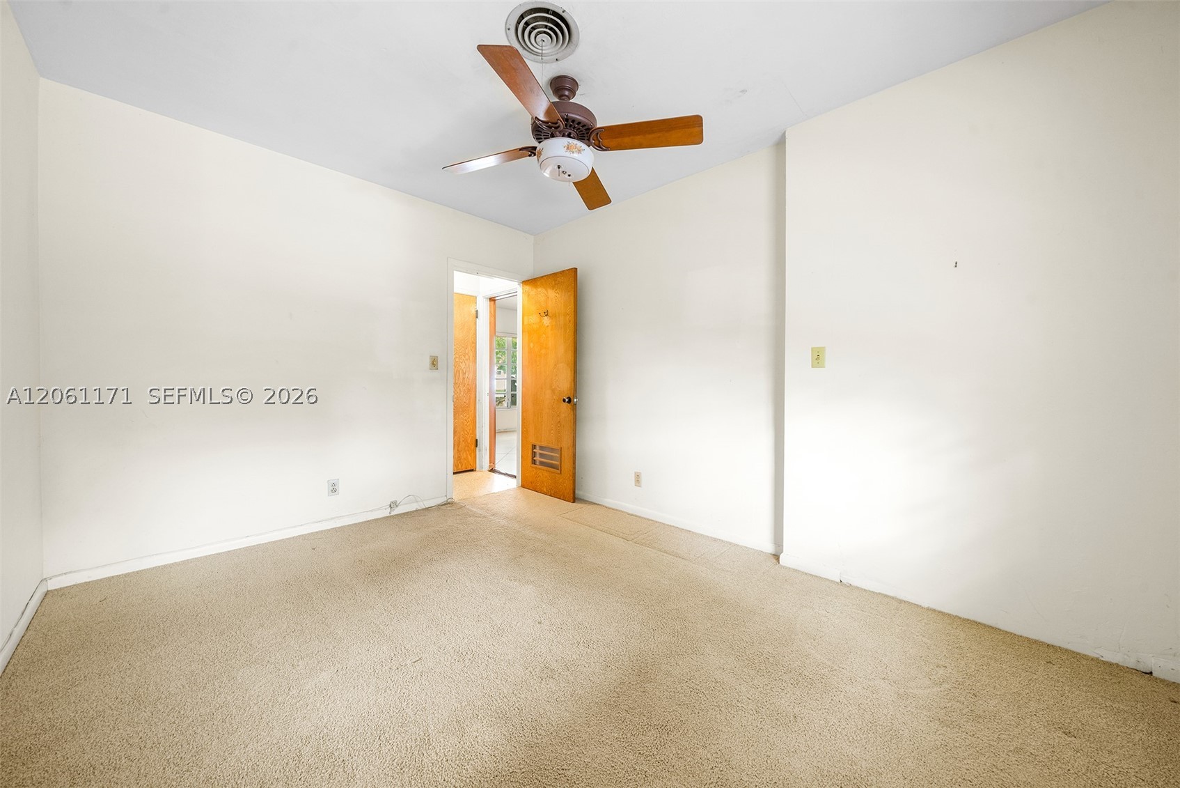 6801 SW 82nd Ave Miami, FL 33143