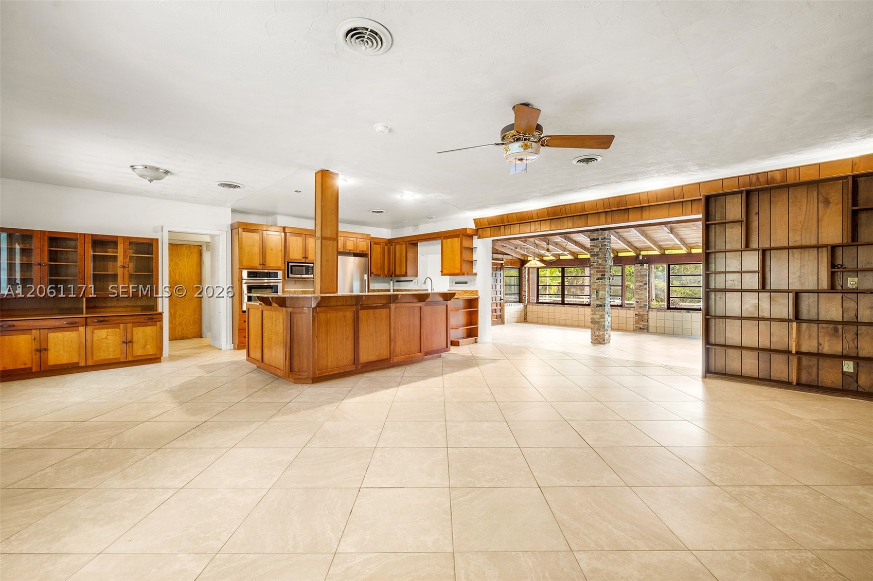 6801 SW 82nd Ave Miami, FL 33143