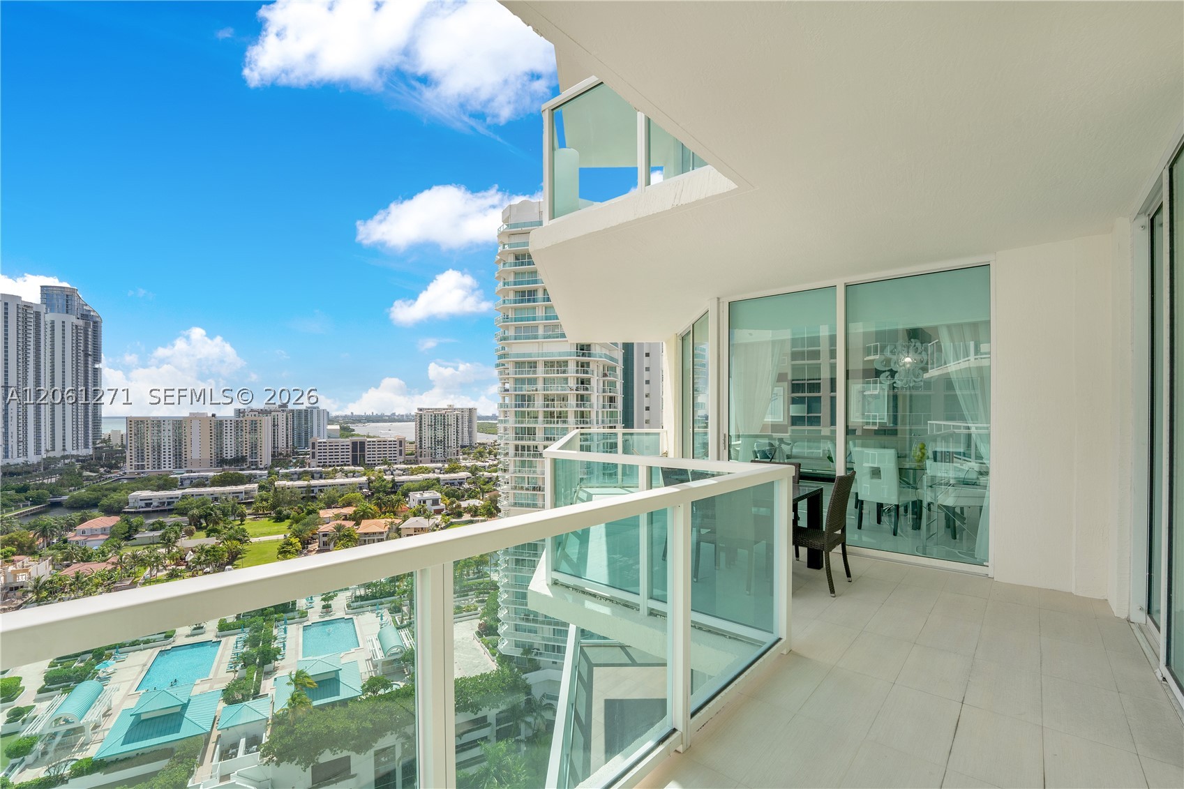 image St Tropez Sunny Isles17