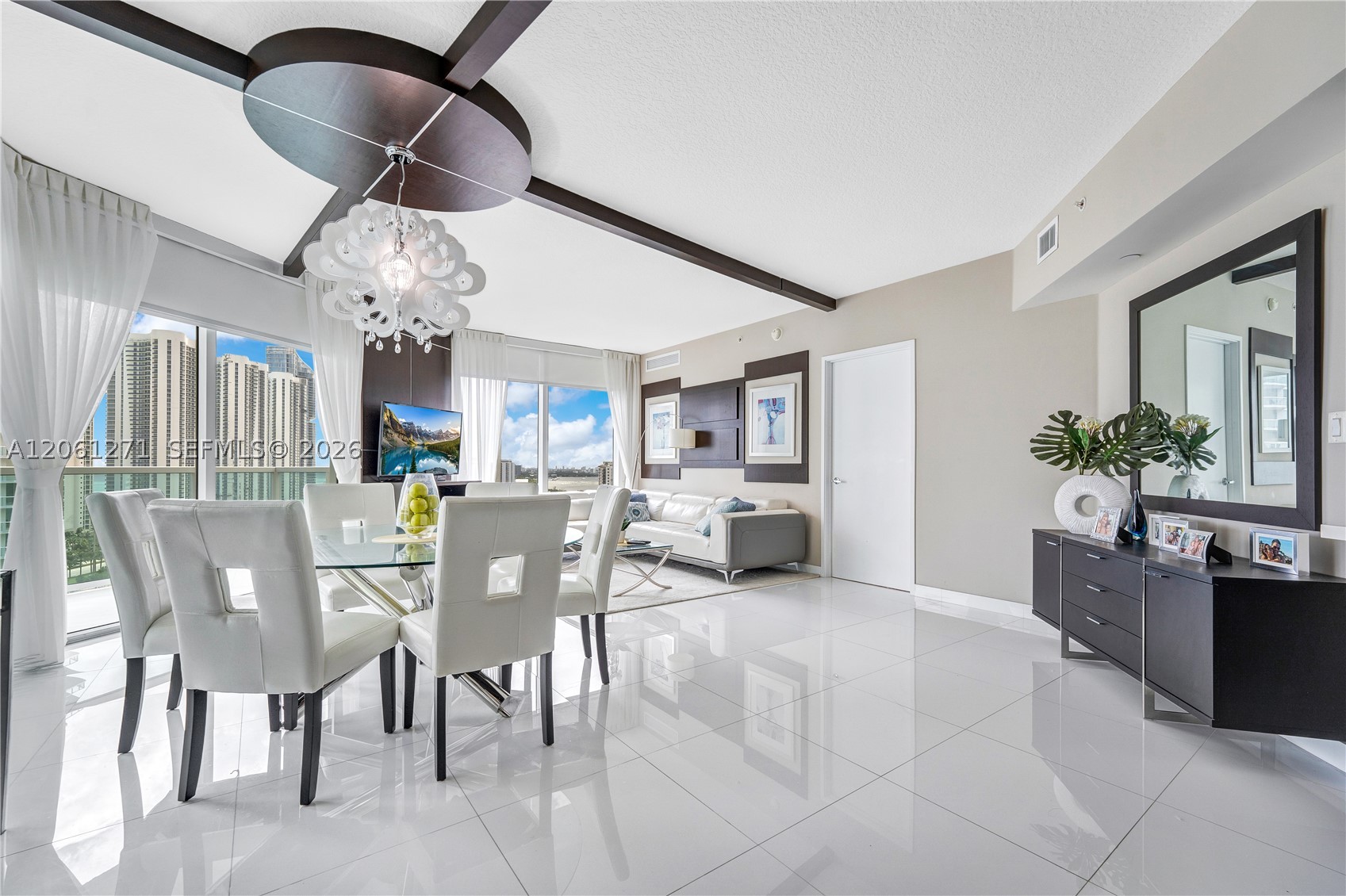 image St Tropez Sunny Isles6