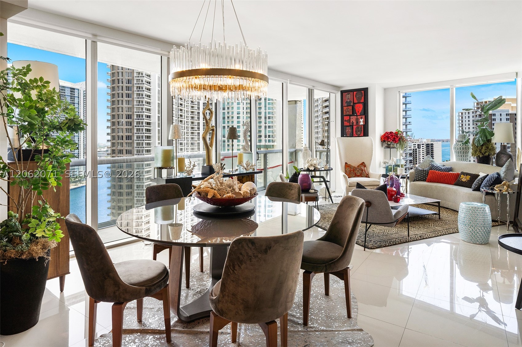 495 Brickell Ave #1802