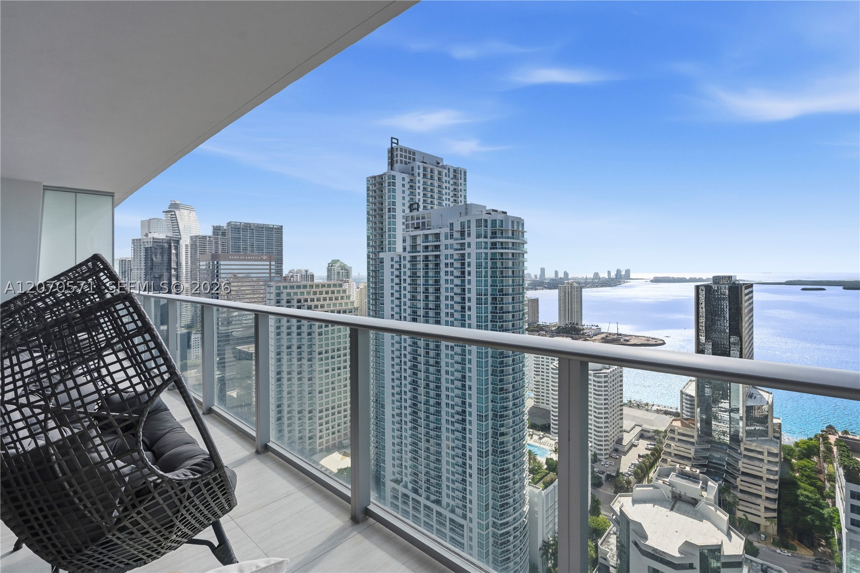 1010 Brickell Ave #3903 Miami, FL 33131