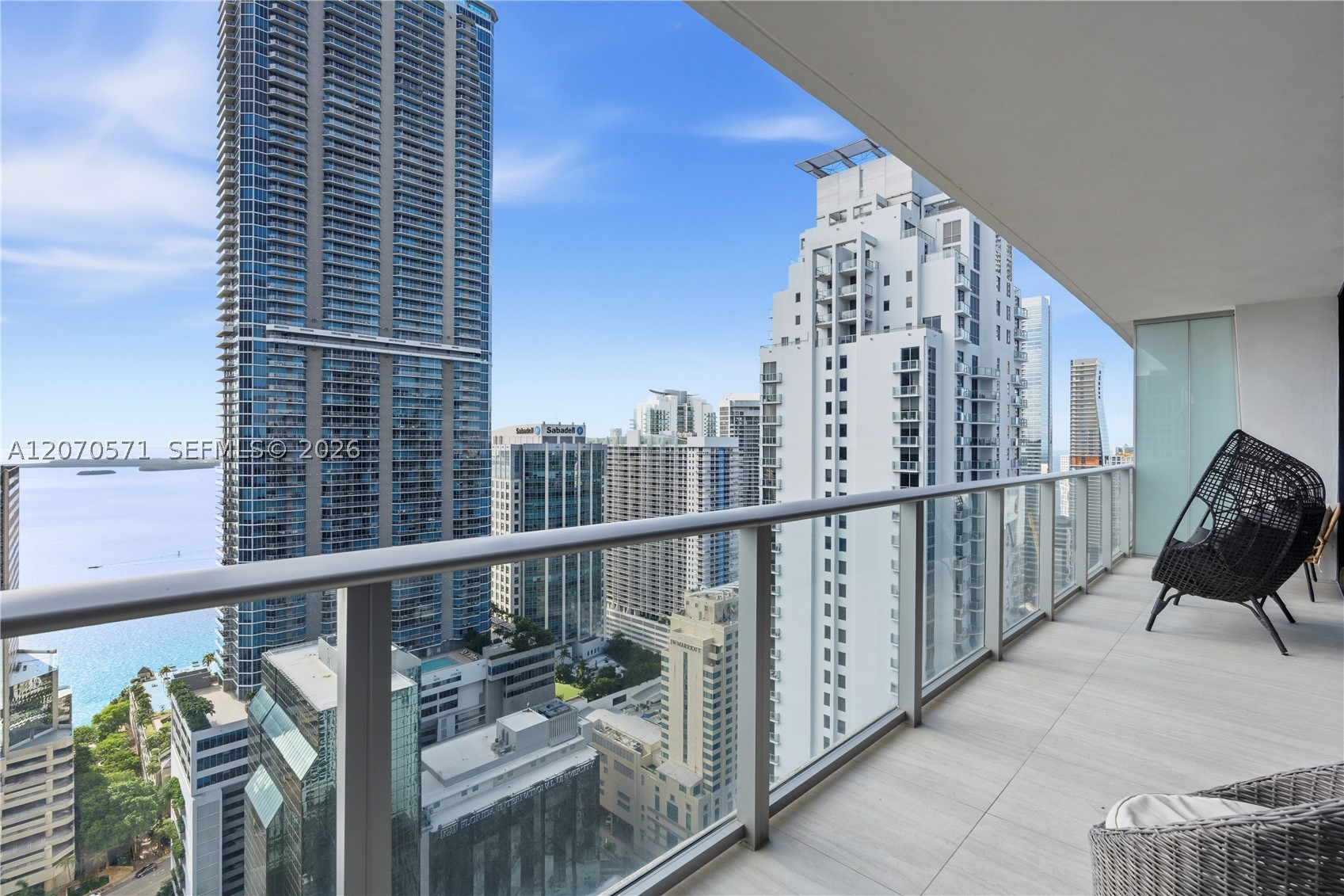 1010 Brickell Ave #3903 Miami, FL 33131