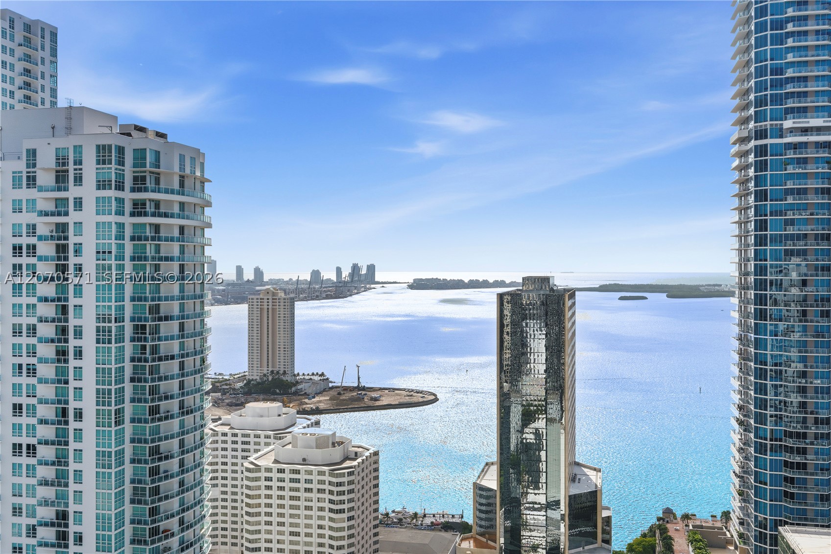 1010 Brickell Ave #3903 Miami, FL 33131