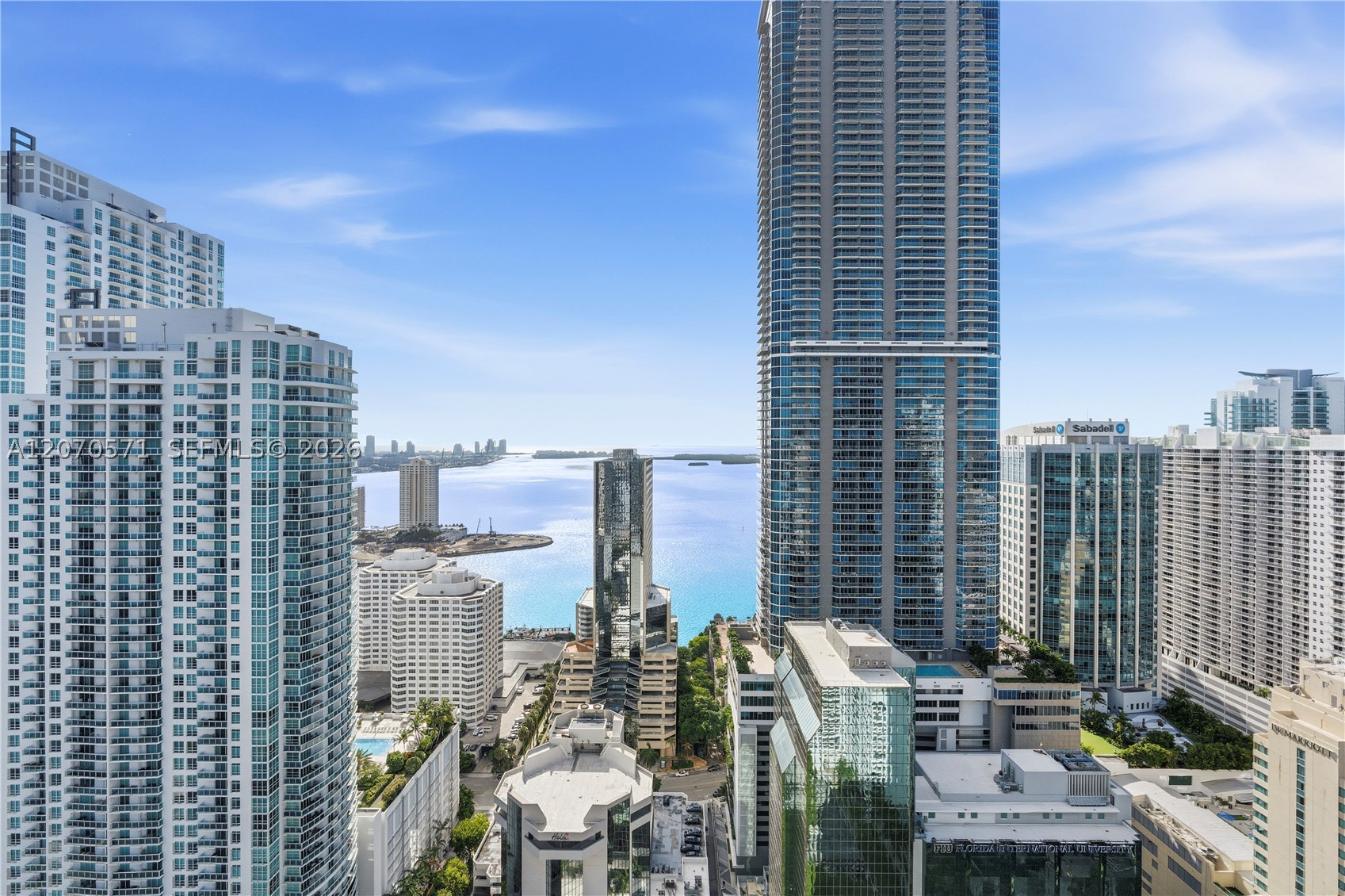 1010 Brickell Ave #3903 Miami, FL 33131