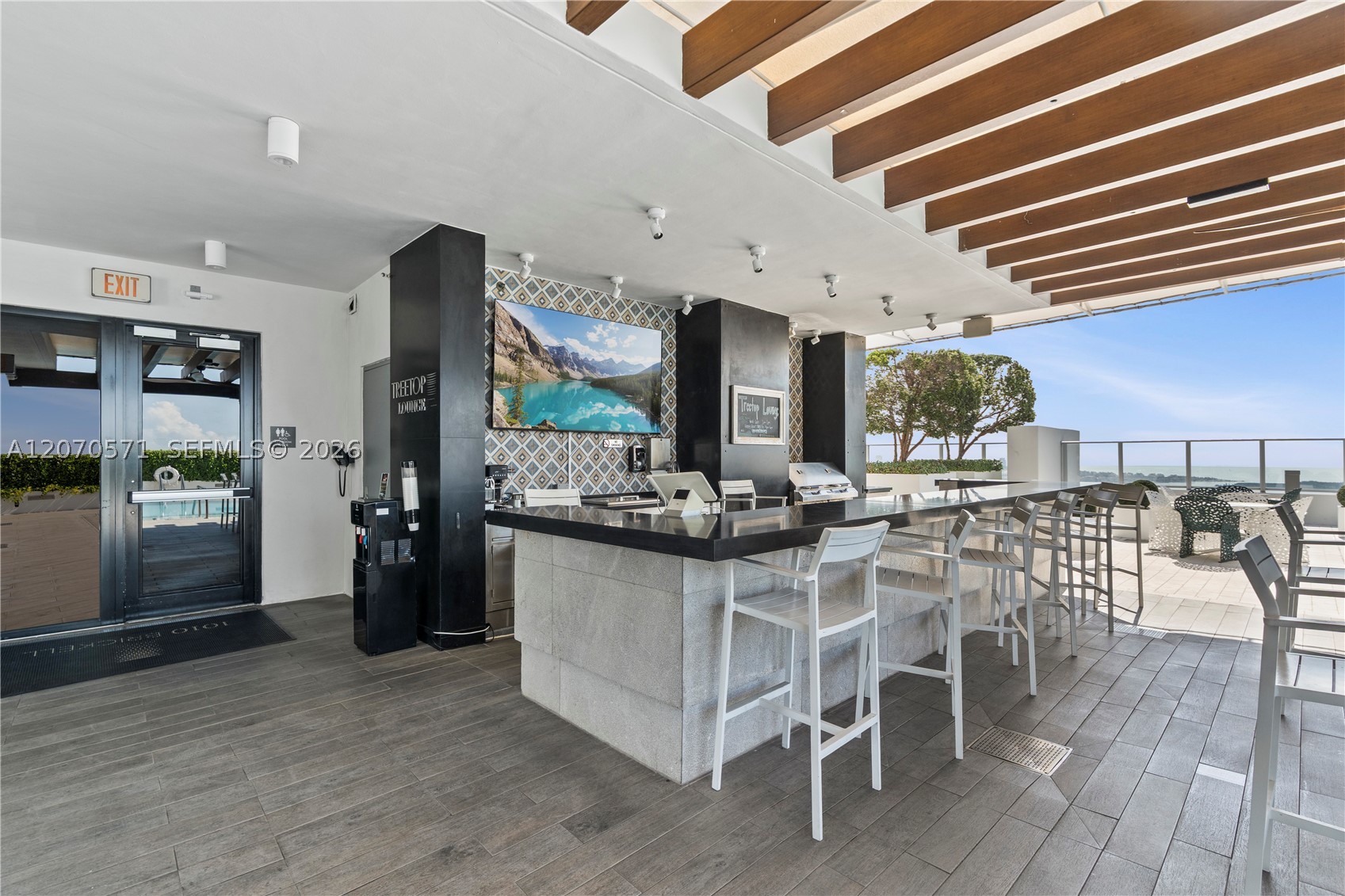 1010 Brickell Ave #3903 Miami, FL 33131