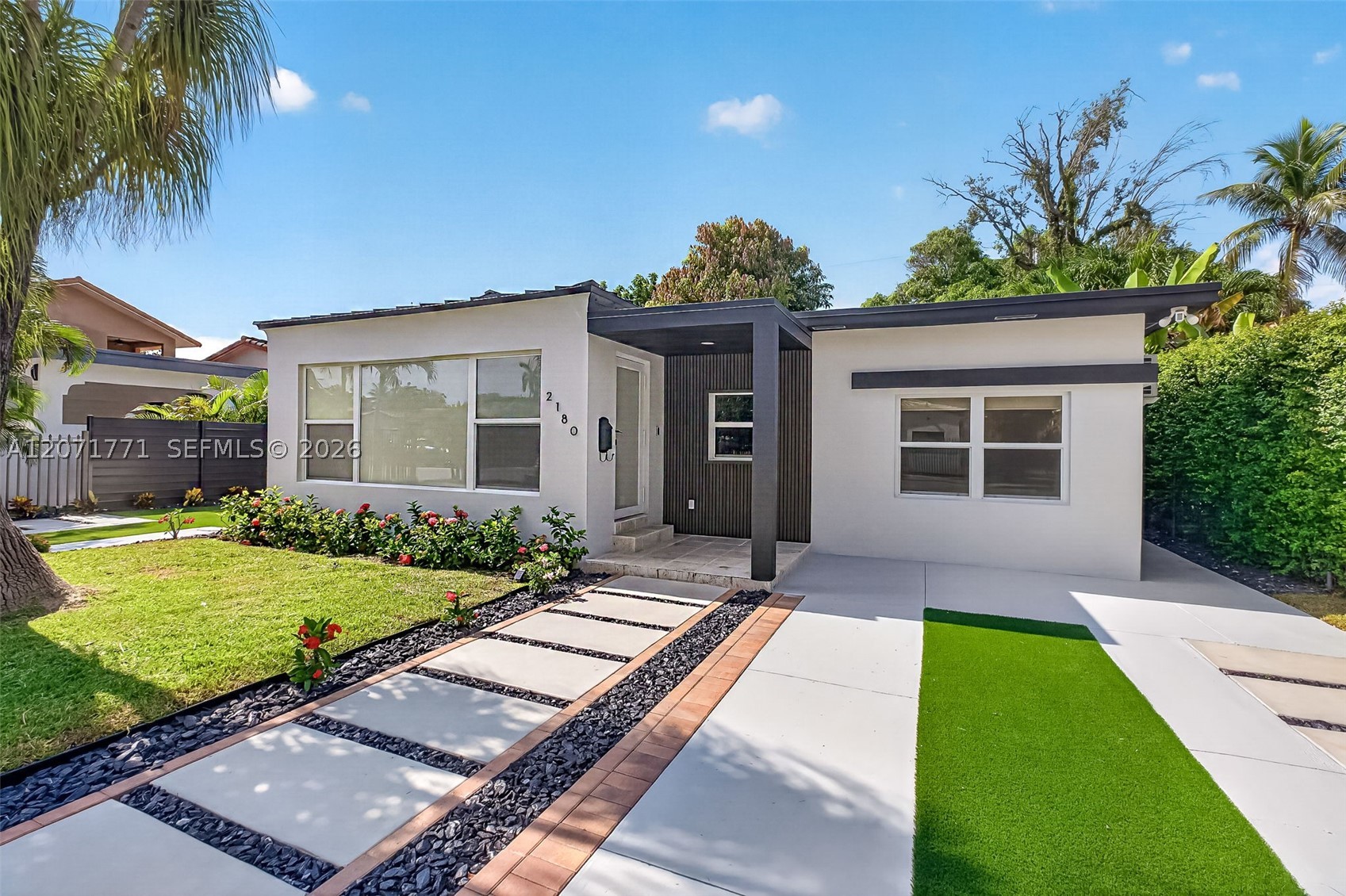 2180 SW 20th St Miami, FL 33145