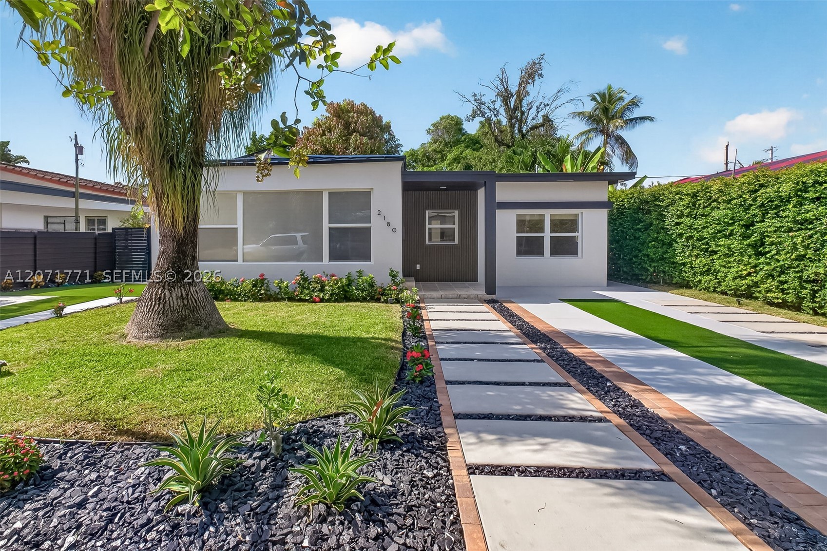 2180 SW 20th St Miami, FL 33145