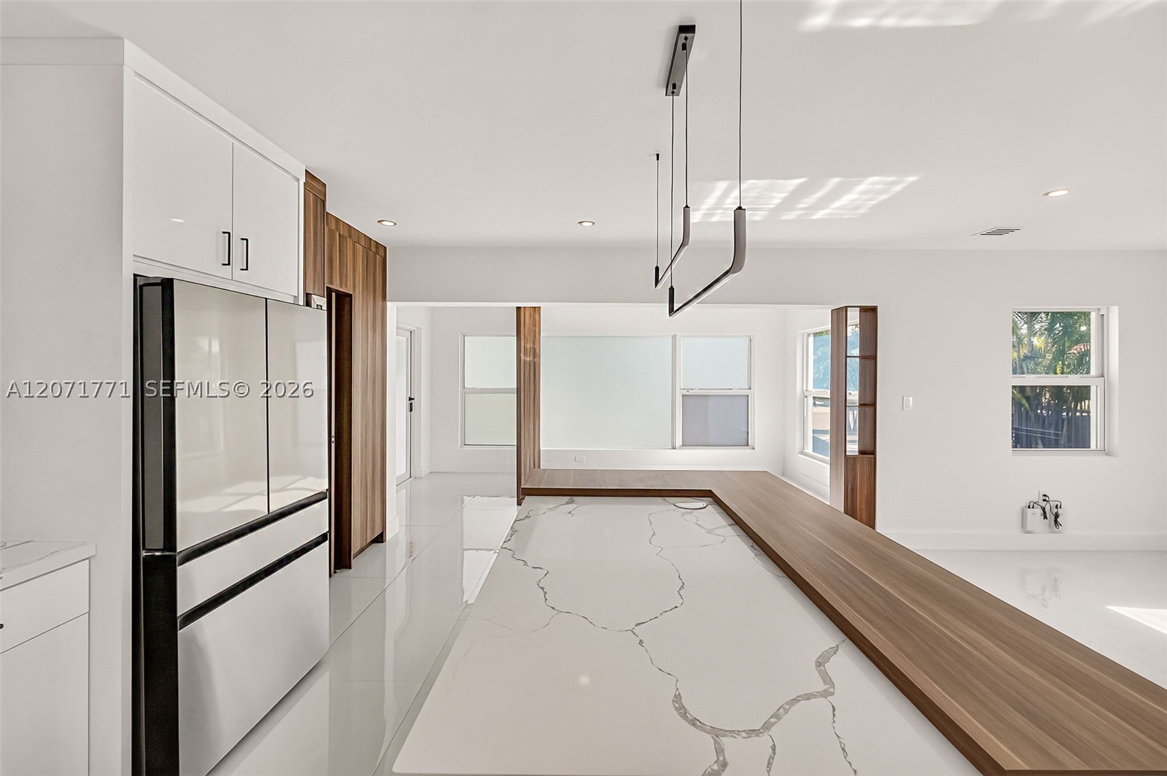 2180 SW 20th St Miami, FL 33145