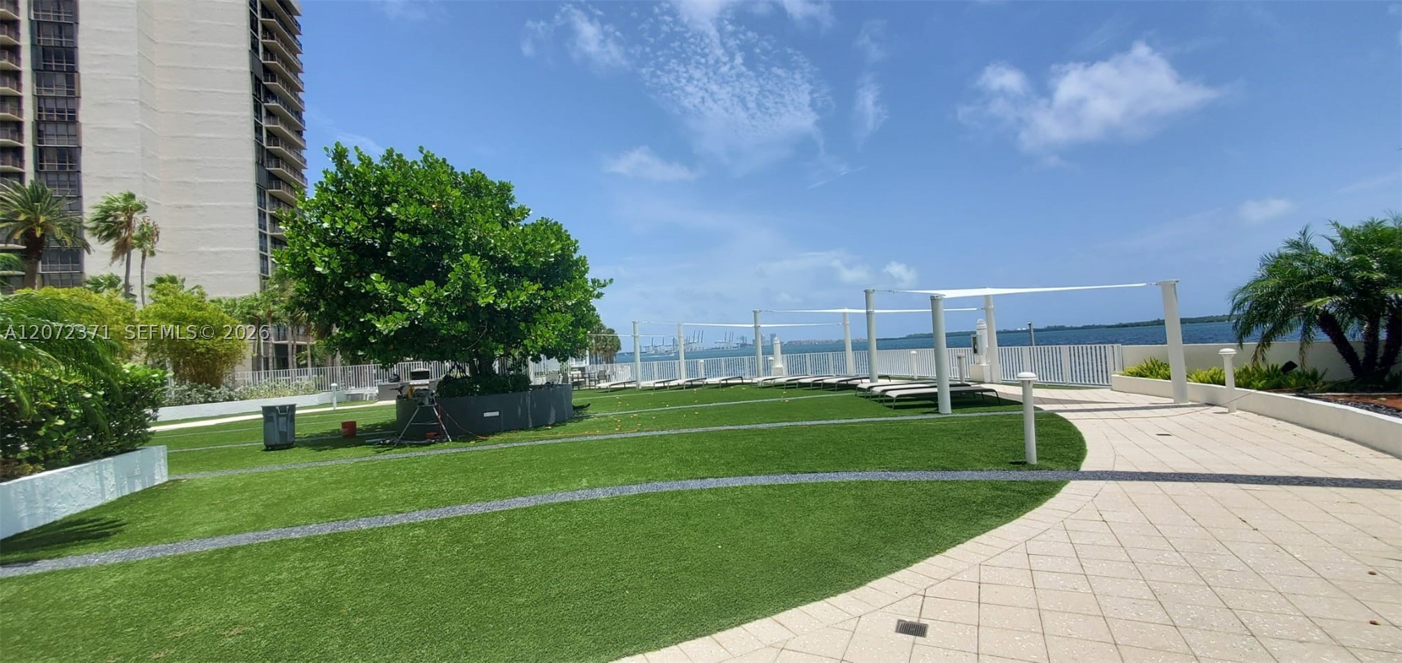 image Brickell Harbour1
