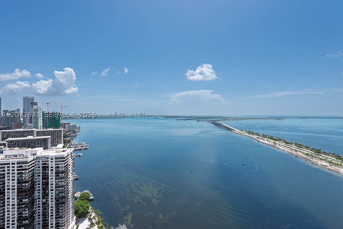 image Una Residences0