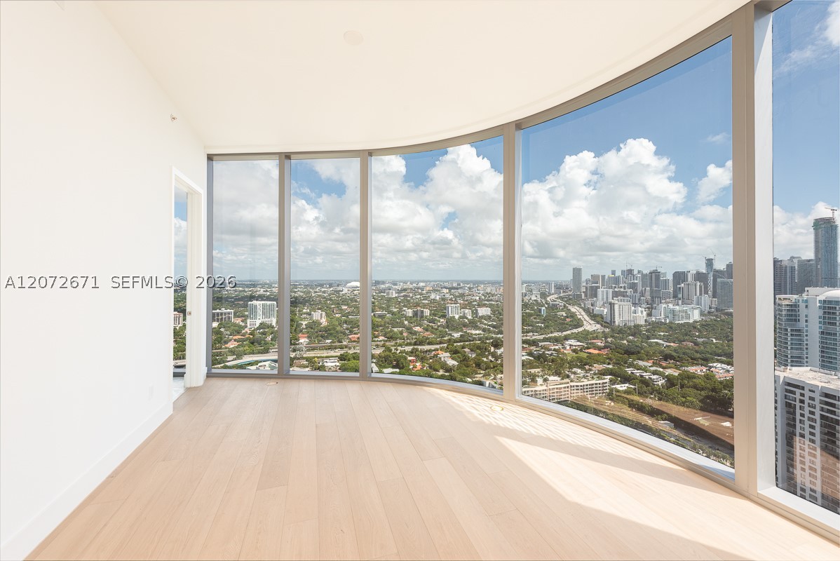 175 SE 25th Rd #3504 Miami, FL 33129
