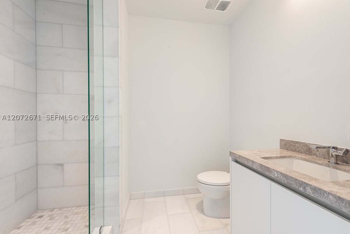 175 SE 25th Rd #3504 Miami, FL 33129