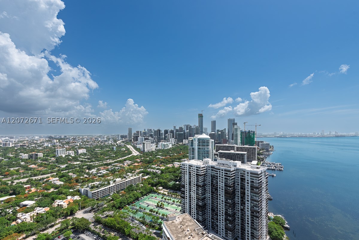 175 SE 25th Rd #3504 Miami, FL 33129