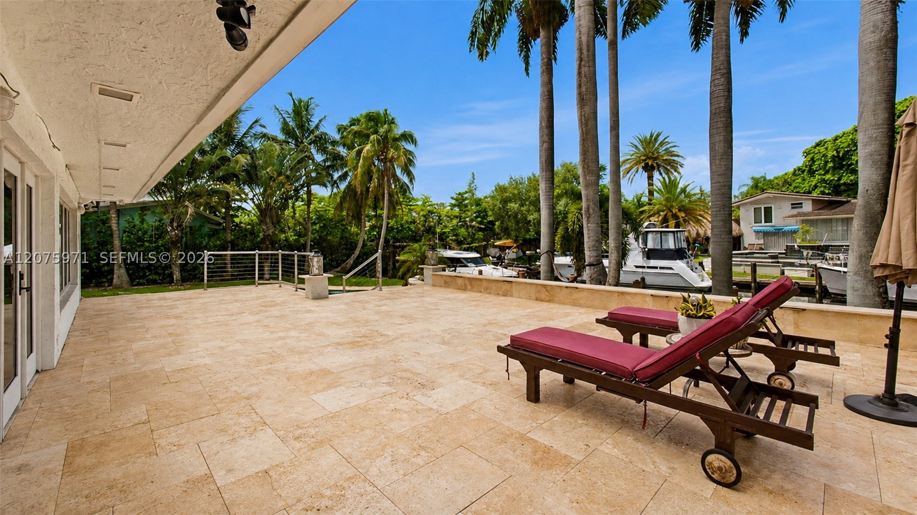 2613 Tortugas Ln Fort Lauderdale, FL 33312