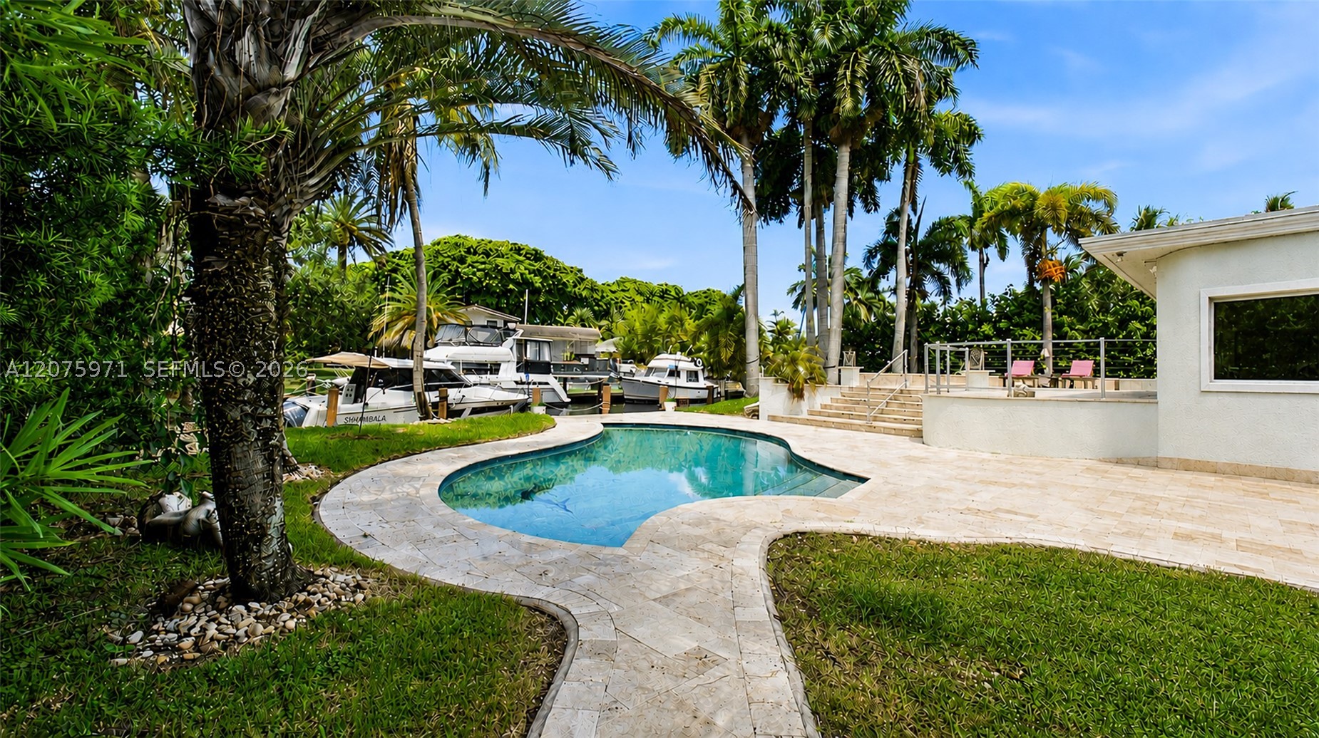 2613 Tortugas Ln Fort Lauderdale, FL 33312