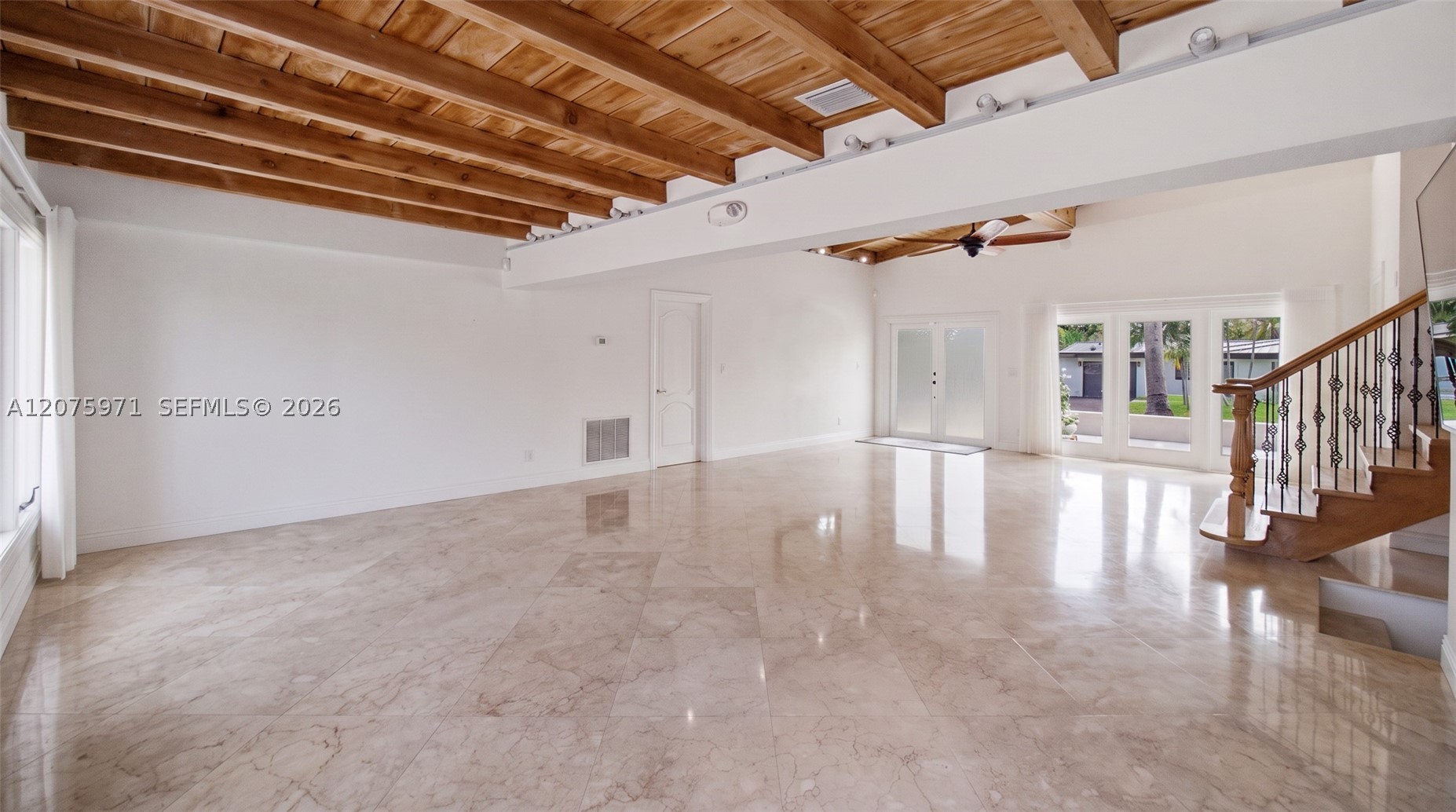 2613 Tortugas Ln Fort Lauderdale, FL 33312