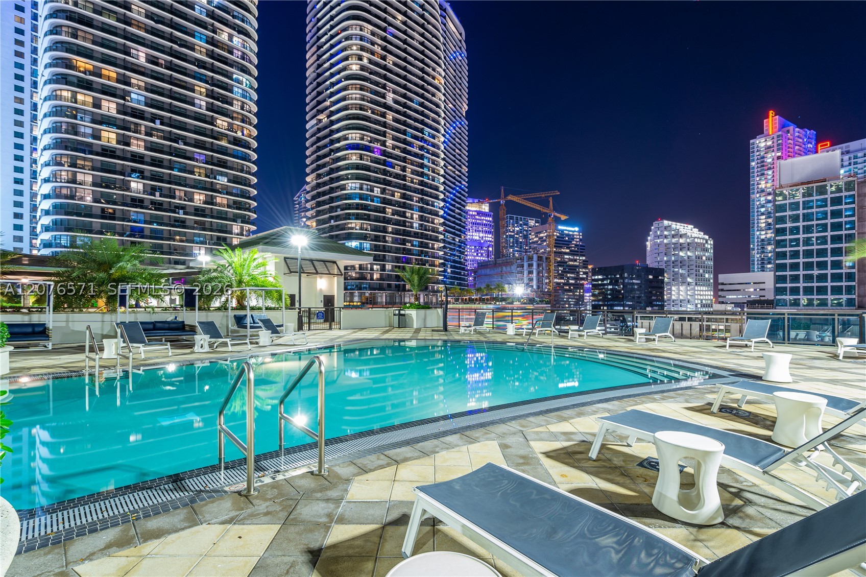 image Nine at Mary Brickell Village6
