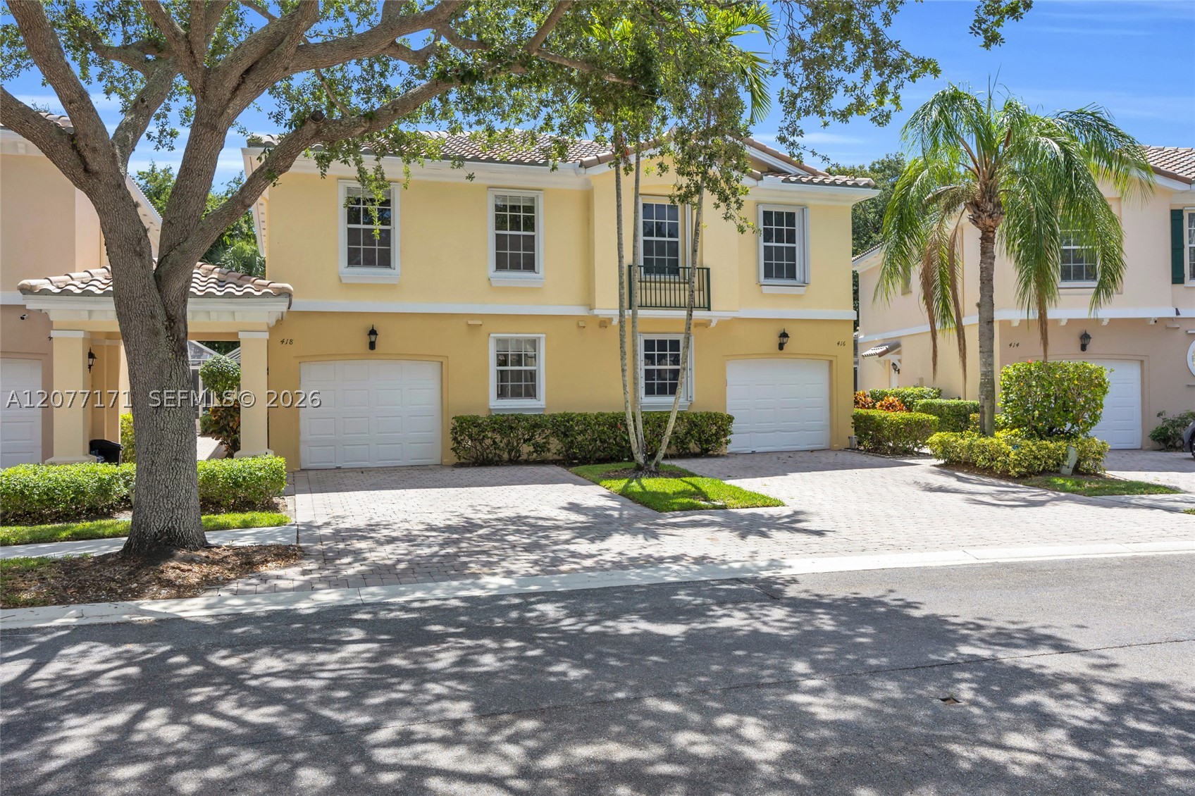 418 Capistrano Dr