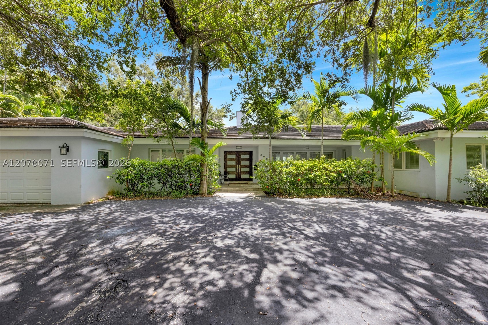 3709 Alhambra Ct