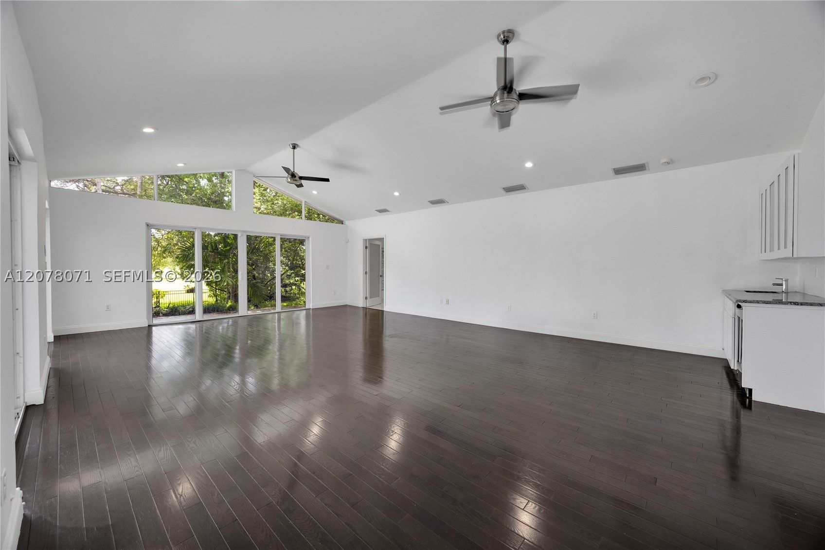 3709 Alhambra Ct Coral Gables, FL 33134