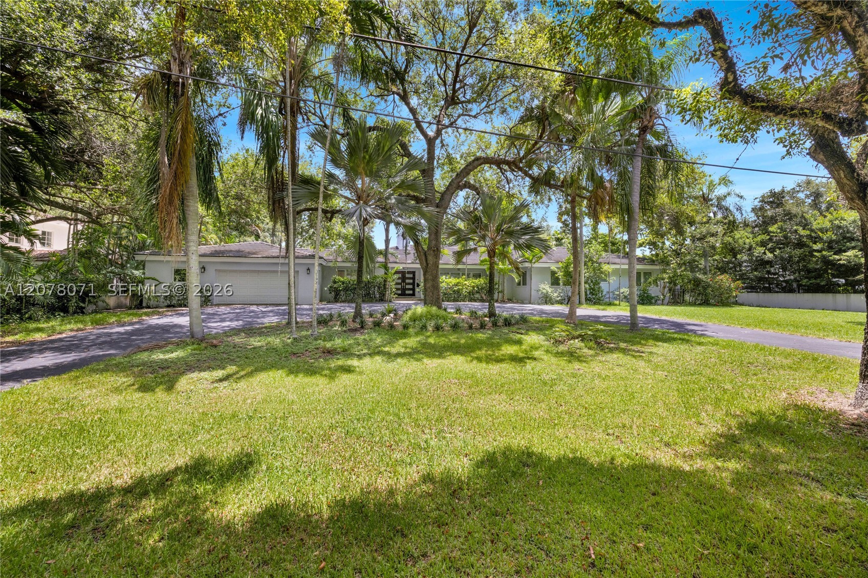 3709 Alhambra Ct Coral Gables, FL 33134