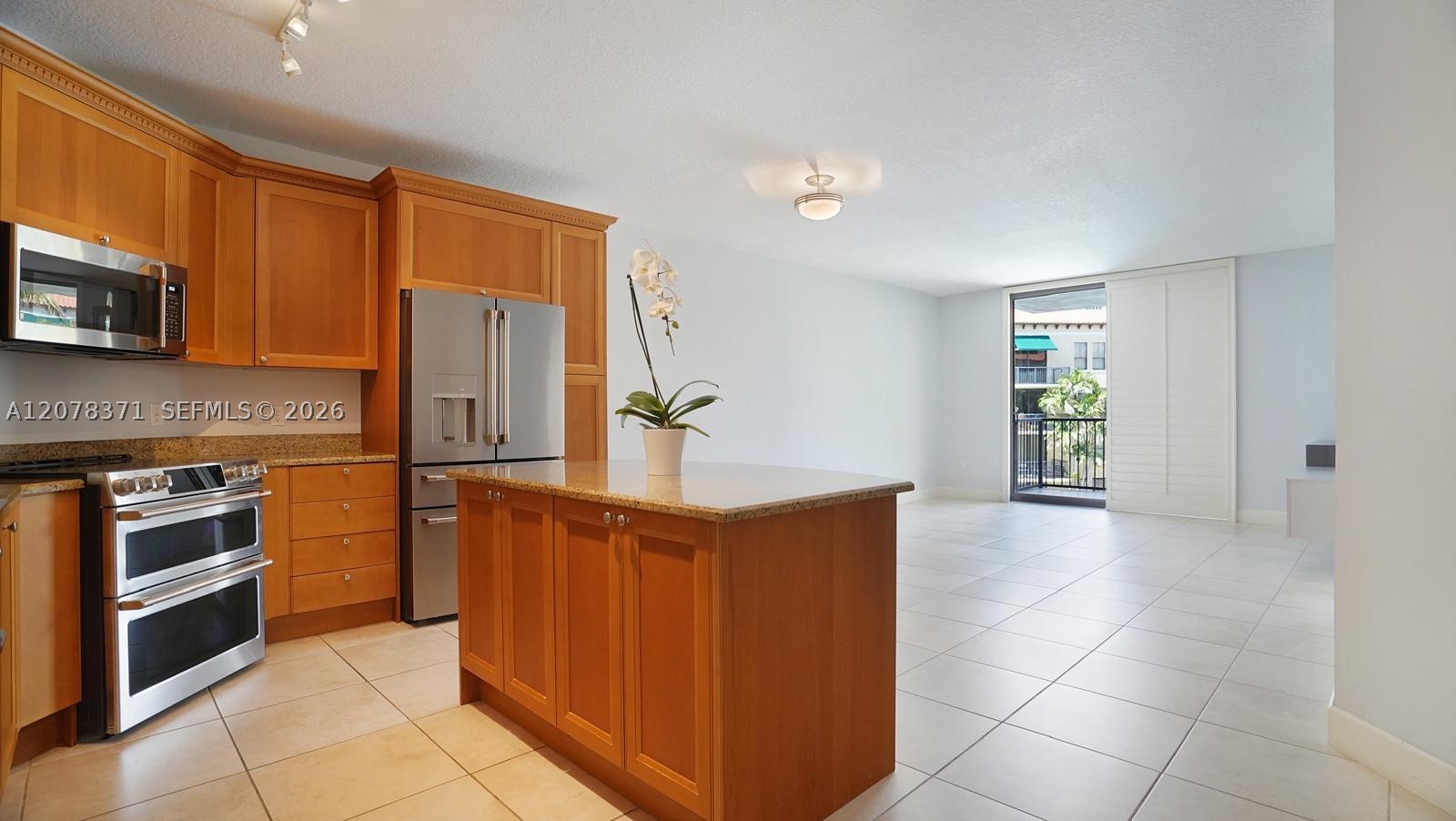 55 Merrick Way #729