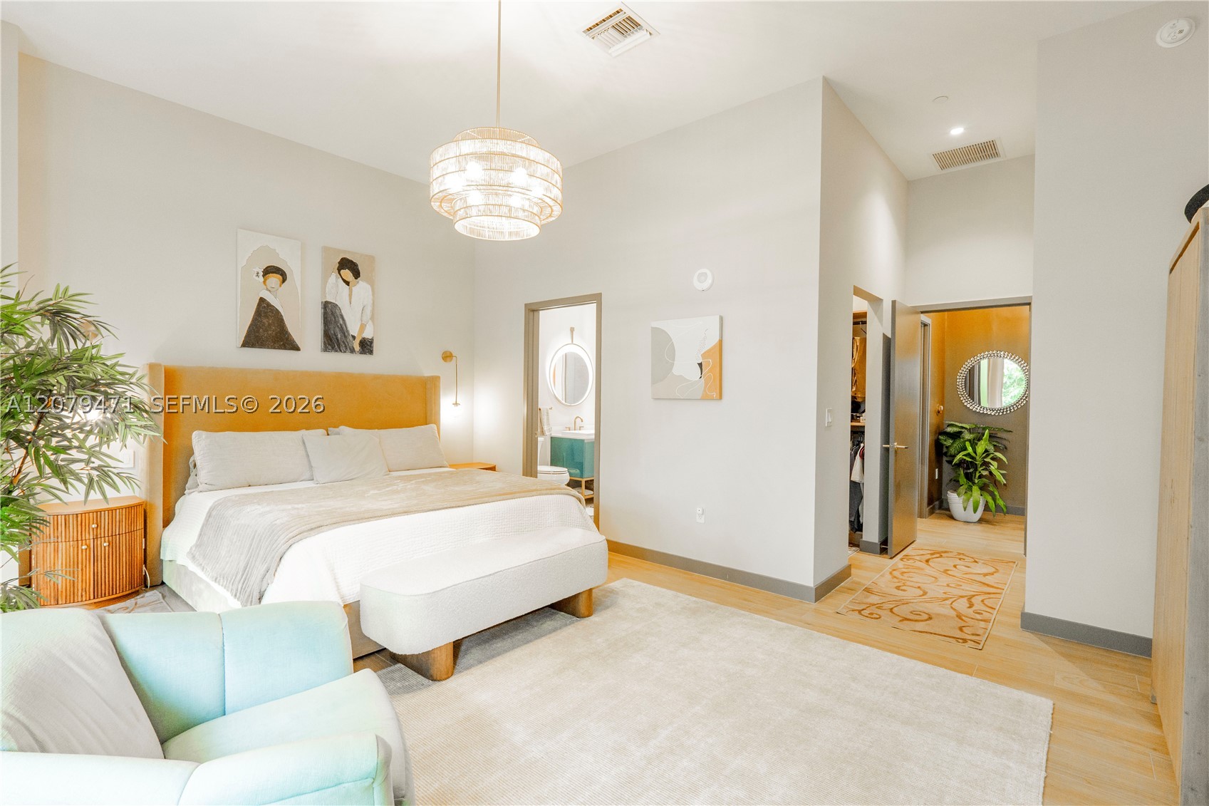 2678 Tigertail Ave #202 Miami, FL 33133