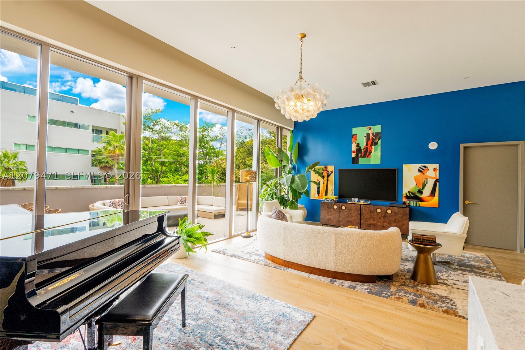 2678 Tigertail Ave #202 Miami, FL 33133