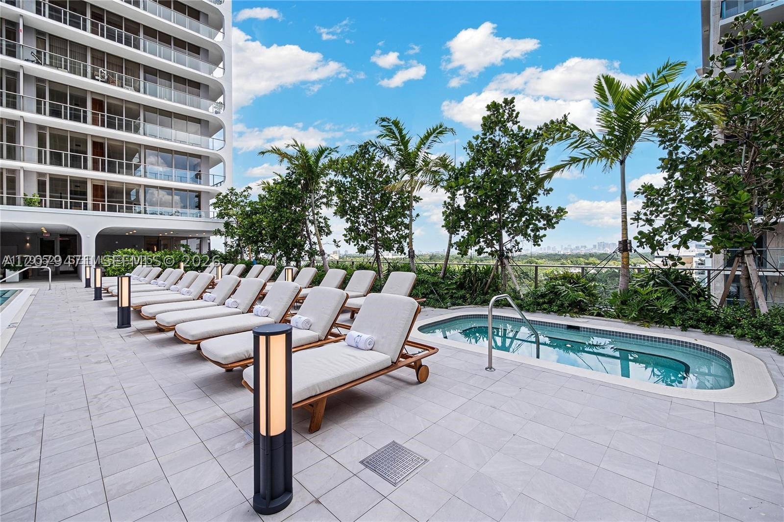 2678 Tigertail Ave #202 Miami, FL 33133