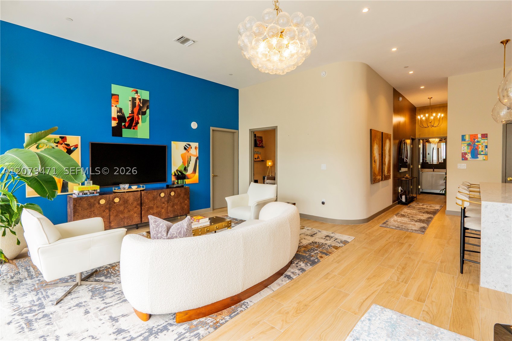 2678 Tigertail Ave #202 Miami, FL 33133