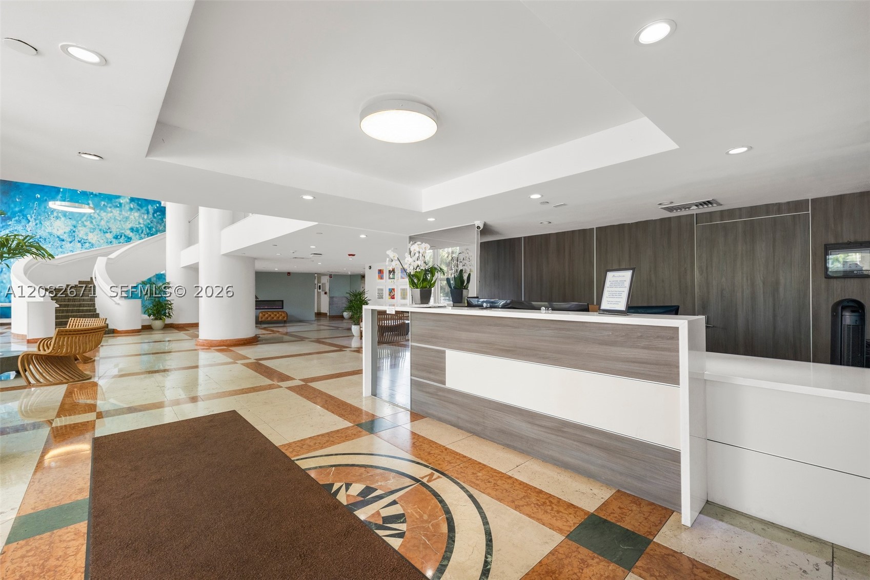 10350 W Bay Hbr Dr #9C Bay Harbor Islands, FL 33154