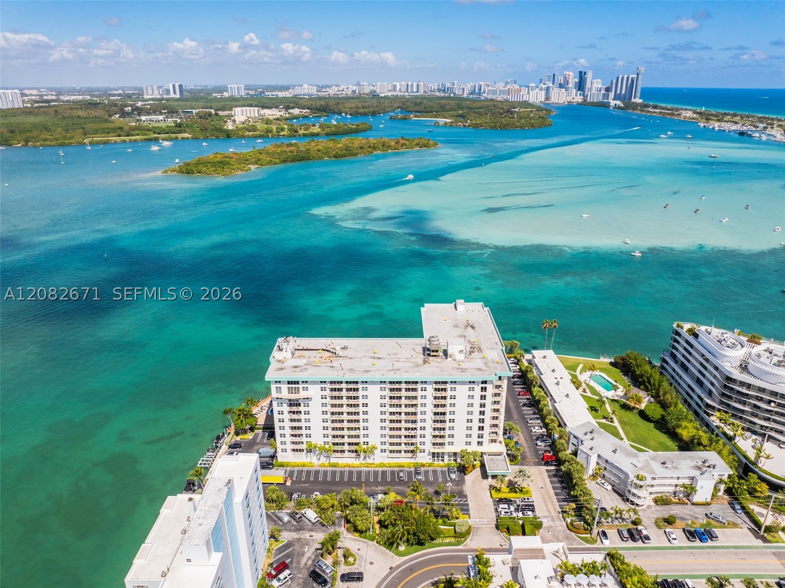 10350 W Bay Hbr Dr #9C Bay Harbor Islands, FL 33154
