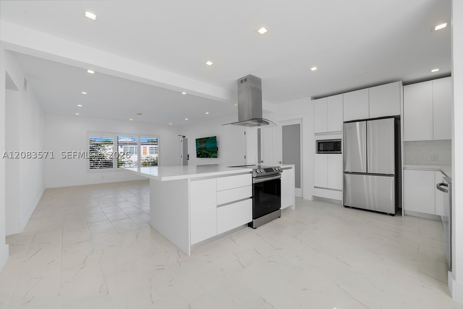 3909 Garden Ave #4