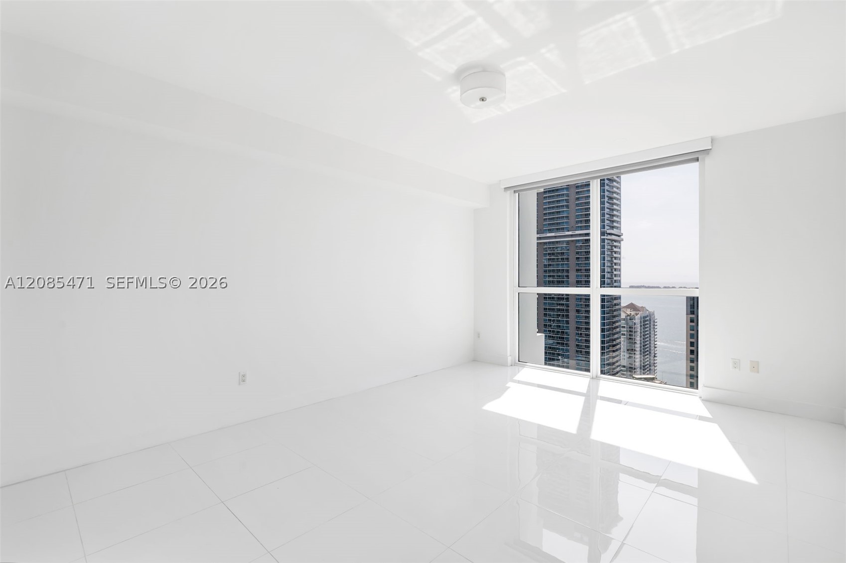 image The Bond on Brickell14