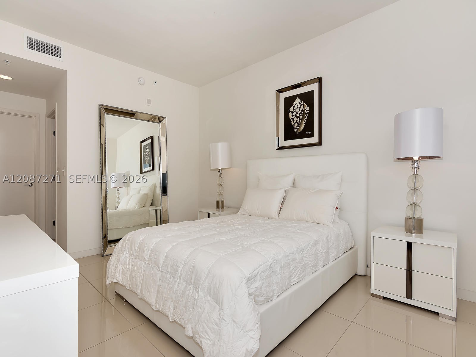 image Nine at Mary Brickell Village11