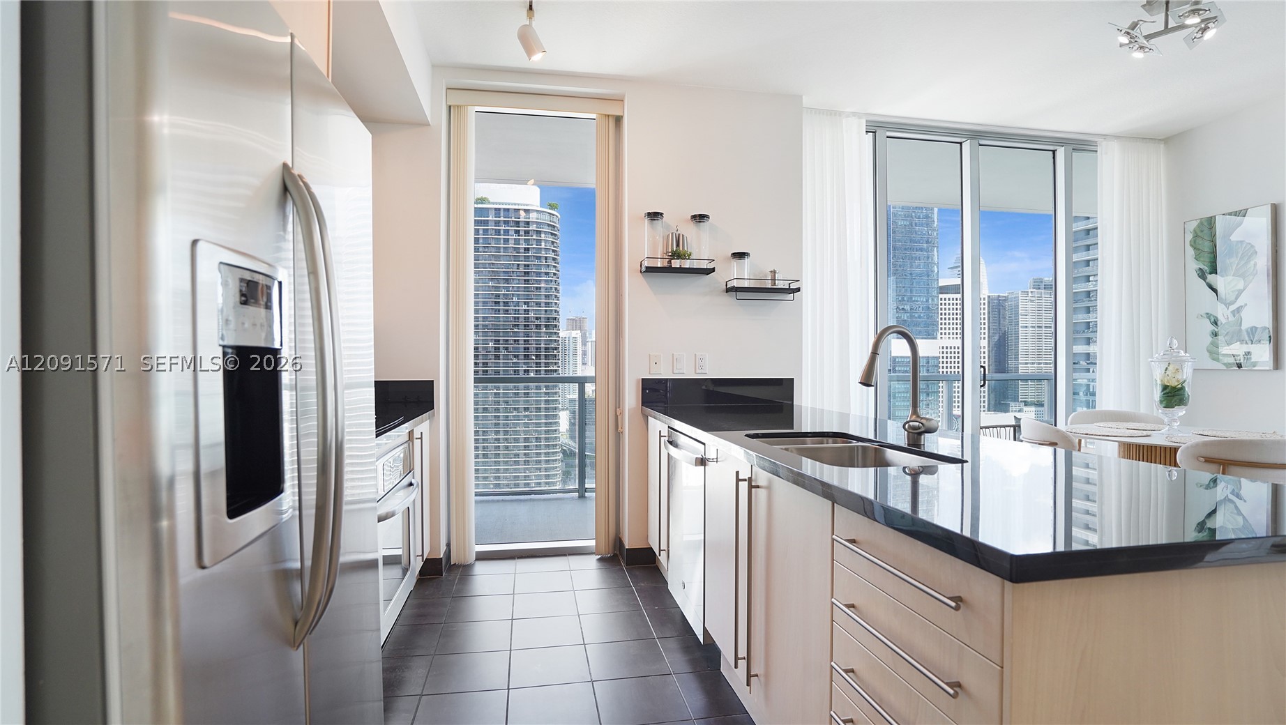 image Axis on Brickell North14