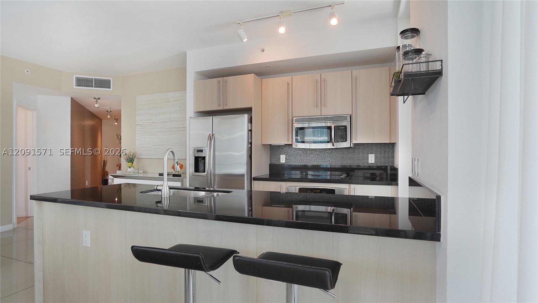image Axis on Brickell North16