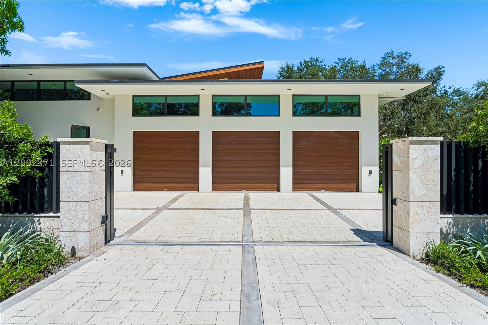12250 SW 62nd Ave Pinecrest, FL 33156