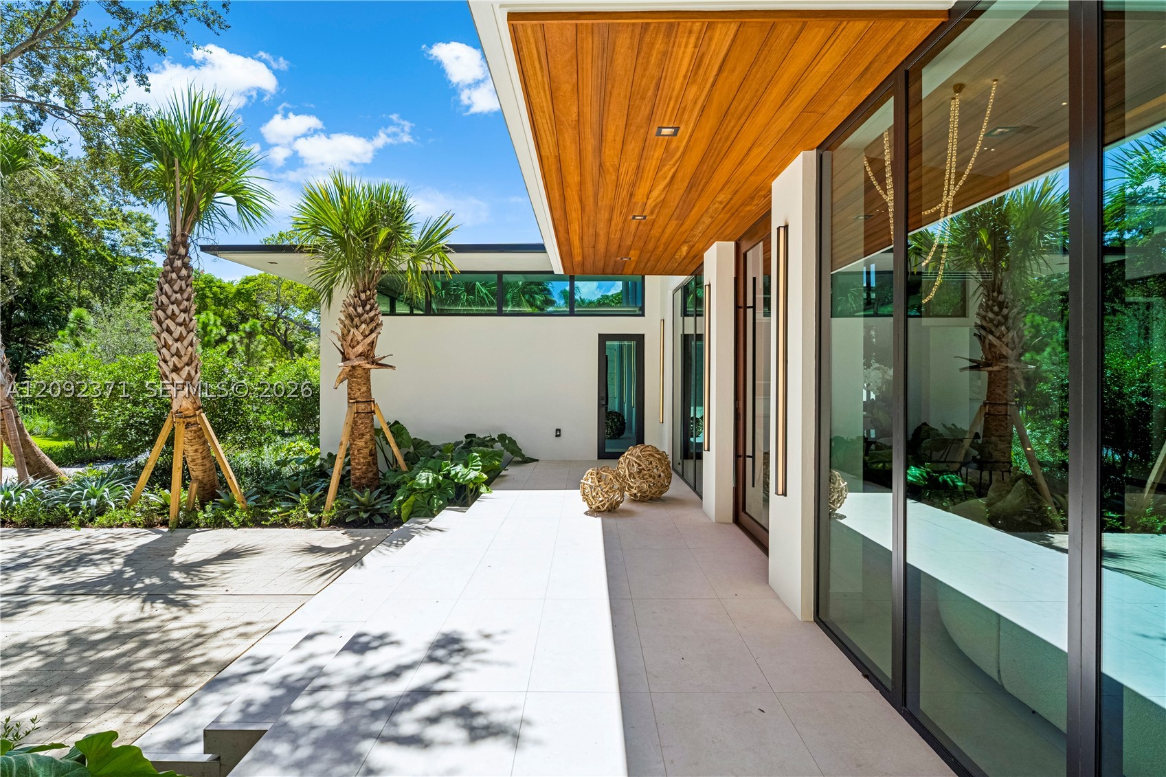 12250 SW 62nd Ave Pinecrest, FL 33156