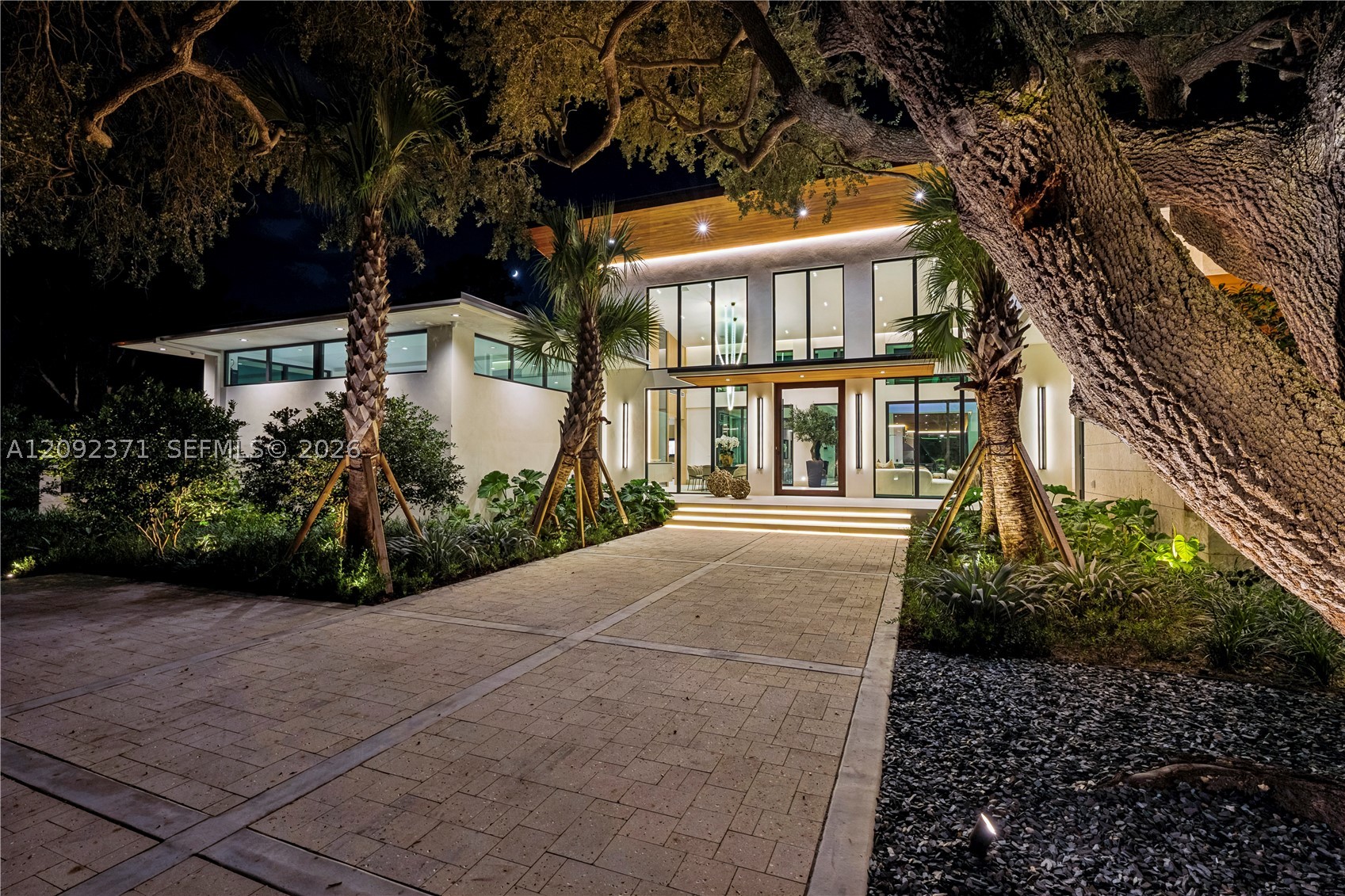 12250 SW 62nd Ave Pinecrest, FL 33156
