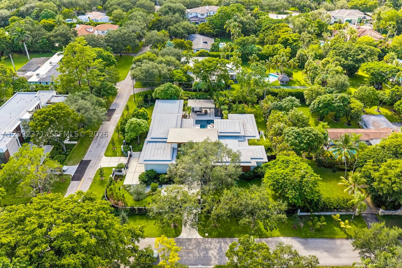 12250 SW 62nd Ave Pinecrest, FL 33156